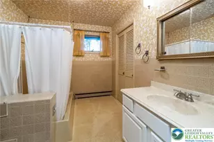 322 Manor Ln E, Mahoning Twp, PA 18235 - Photo 89