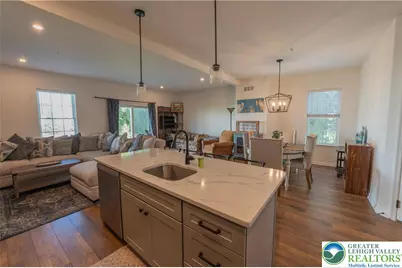 543 Long Street, Emmaus Boro, PA 18049 - Photo 7