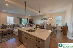 543 Long St, Emmaus Boro, PA 18049 - Photo 7