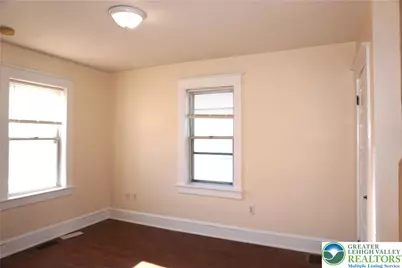 1074 W Berwick Street, Easton, PA 18042 - Photo 9