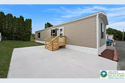 11 Woodland Lane, Longswamp Twp, PA 19539 - Photo 3