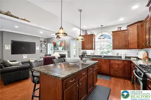 3631 Cottage Dr, Bethlehem City, PA 18020 - Photo 7