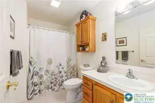 677 Biltmore Ave, Easton, PA 18040 - Photo 39