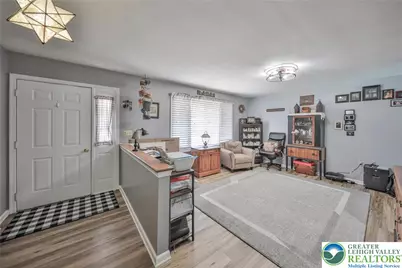 1328 Melanie Lane, Easton, PA 18045 - Photo 9