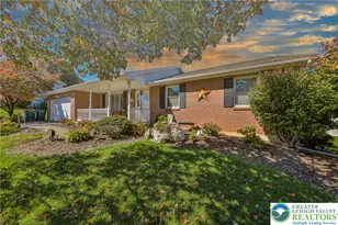 1328 Melanie Ln, Easton, PA 18045 - Photo 3