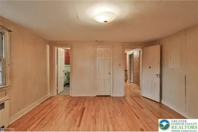 1104 Raymond Avenue, Bethlehem City, PA 18018 - Photo 37