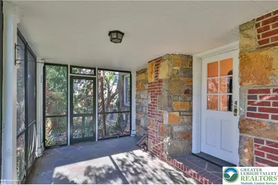 1104 Raymond Avenue, Bethlehem City, PA 18018 - Photo 15