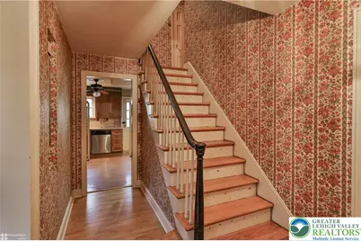 1104 Raymond Avenue, Bethlehem City, PA 18018 - Photo 5