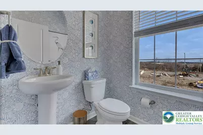 223 Winding Road, Forks Twp, PA 18040 - Photo 11