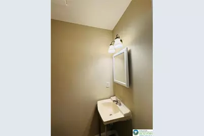 102 Quaker Drive, Bethlehem Township, PA 18020 - Photo 13