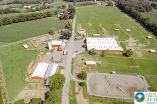 5727 Youngs Hill Rd, Forks Twp, PA 18040 - Photo 3