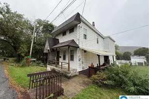 446 Biddle St, Tamaqua Boro, PA 18252 - Photo 3