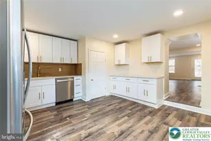 4664 Canton St, Other, PA 19127 - Photo 9