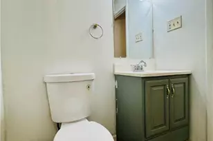 2915 Norton Ave, Palmer Twp, PA 18045 - Photo 9