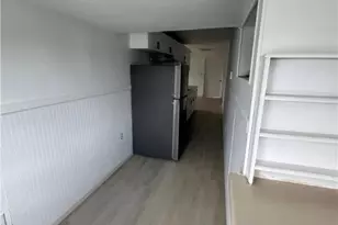 2 W Market St, Other, PA 17030 - Photo 7