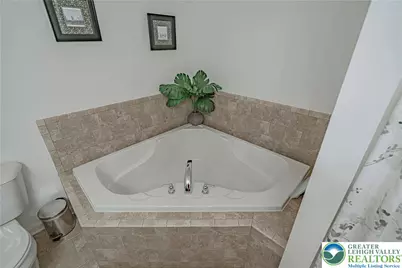 2037 Huntungtin Lane, Forks Twp, PA 18040 - Photo 33