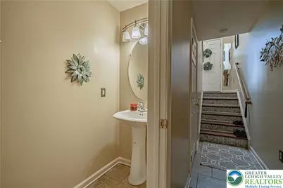 2037 Huntungtin Lane, Forks Twp, PA 18040 - Photo 3