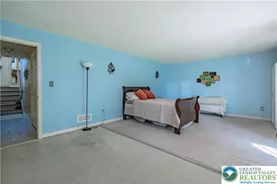 2037 Huntungtin Ln, Forks Twp, PA 18040 - Photo 5