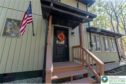 809 Boulder Court, Hawley, PA 18428 - Photo 3