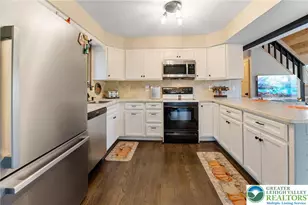 809 Boulder Ct, Hawley, PA 18428 - Photo 11