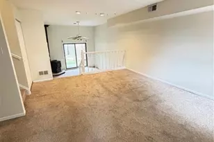 1708 Redwood Ct, South Whitehall Twp, PA 18104 - Photo 3