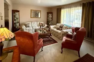 1733 Elmhurst Dr, Whitehall Twp, PA 18052 - Photo 25