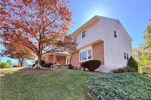 1733 Elmhurst Dr, Whitehall Twp, PA 18052 - Photo 3