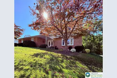 1733 Elmhurst Drive, Whitehall Twp, PA 18052 - Photo 7