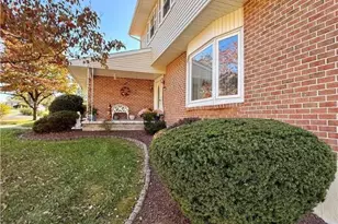 1733 Elmhurst Dr, Whitehall Twp, PA 18052 - Photo 23