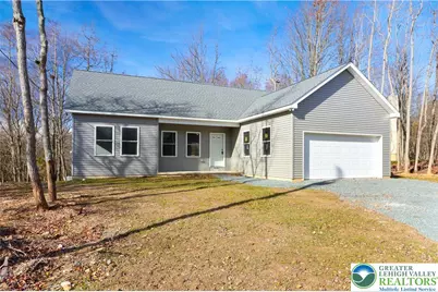 102 Eagle View Run Drive, Tobyhanna Twp, PA 18334 - Photo 3