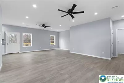 102 Eagle View Run Drive, Tobyhanna Twp, PA 18334 - Photo 7