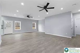 102 Eagle View Run Dr, Tobyhanna Twp, PA 18334 - Photo 7