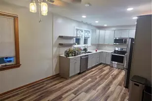 511 E Lawn Rd, Upper Nazareth Twp, PA 18064 - Photo 21