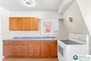 1420 W Linden St, Allentown City, PA 18102 - Photo 9