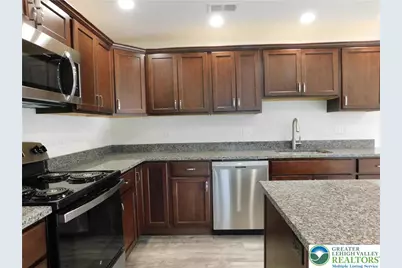 1549 Burkhardt Street #B, Hellertown Boro, PA 18055 - Photo 9