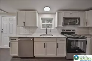 1243 Blue Mountain Cir, Ross Twp, PA 18353 - Photo 17