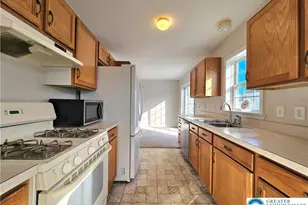 657 Winterthur Way, Forks Twp, PA 18040 - Photo 5