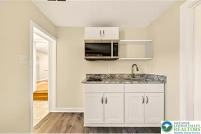 1740 Butztown Road, Bethlehem City, PA 18017 - Photo 15