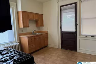 1629 W Broad St, Bethlehem City, PA 18018 - Photo 3