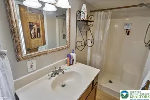 3371 Mathews Ln, Lower Macungie Twp, PA 18011 - Photo 11