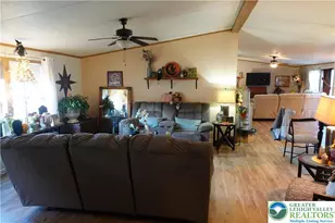 59 Mansfield Dr, Longswamp Twp, PA 18062 - Photo 3