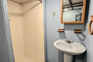 816 W Allen St, Allentown, PA 18102 - Photo 9