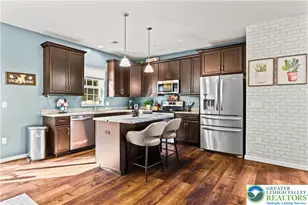 2260 Rising Hill Rd, Whitehall Twp, PA 18052 - Photo 9