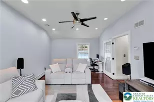 381 Center St, Phillipsburg, PA 08865 - Photo 9