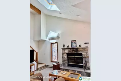 135 Sitka Drive, Coolbaugh Twp, PA 18347 - Photo 5