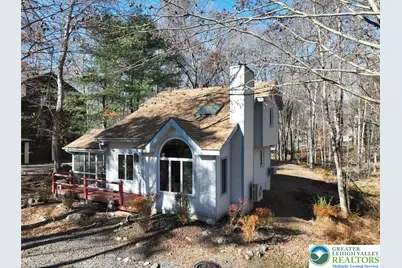 135 Sitka Drive, Coolbaugh Twp, PA 18347 - Photo 3