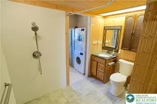 2552 Spring St, North Whitehall Twp, PA 18037 - Photo 21