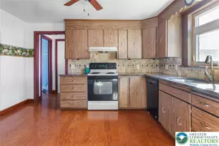 99 Roseto Ave, Roseto Boro, PA 18013 - Photo 5