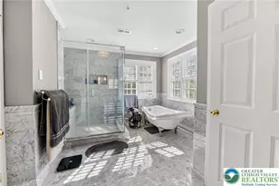 5765 Valley Stream Dr, Buckingham, PA 18902 - Photo 31