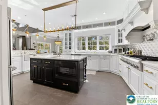 5765 Valley Stream Dr, Buckingham, PA 18902 - Photo 11